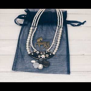 Niquead Necklace